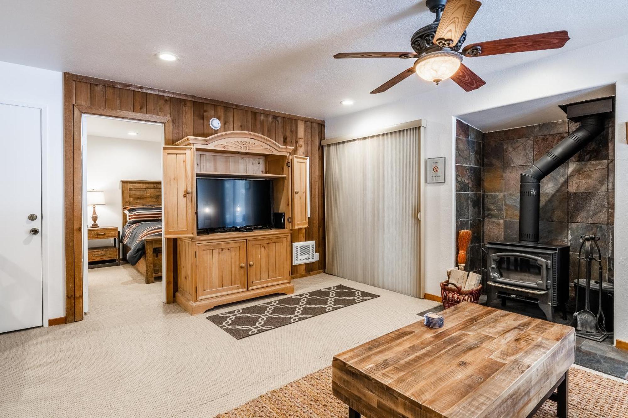Hidden Valley Village #103 Nicely Updated 1 Bedroom 1 Bathroom Condo Short 10 Min Walk From Village Mammoth Lakes Cameră foto